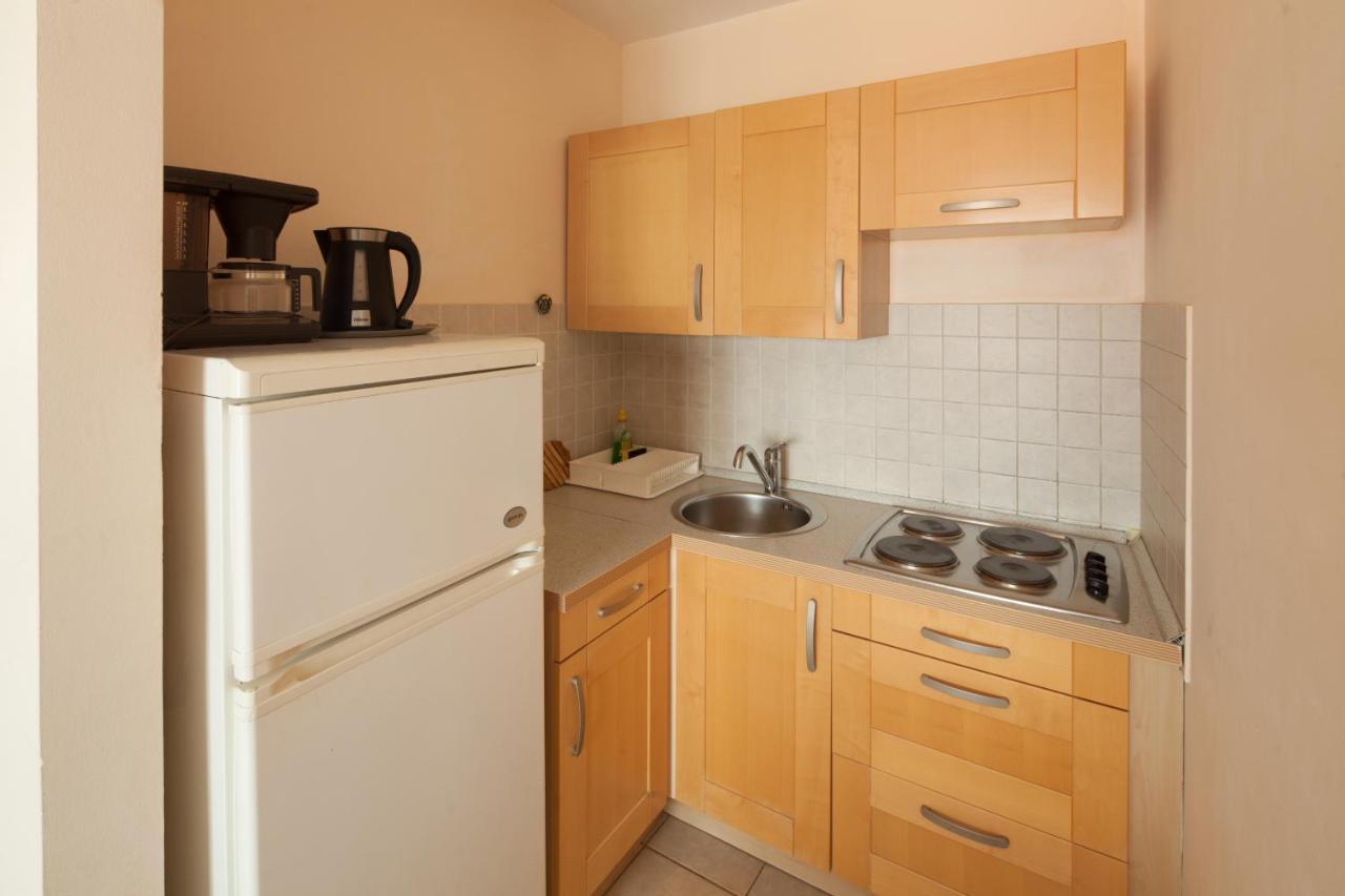 Apartments By The Sea Bilo, Primosten - 4191 외부 사진
